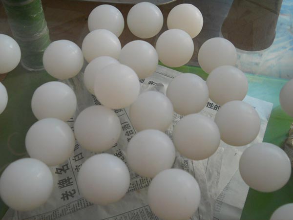 φ25mm硅胶球广泛应用于医药、矿产、机械、食品、金属冶金、振动筛等行业。