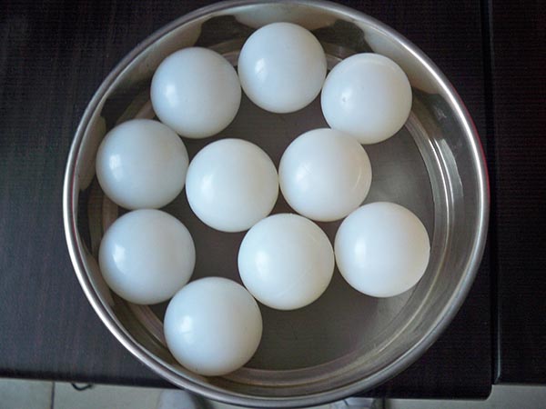 优良的耐高温、低温性能(低温-60℃,高温300℃之间;保温性能好。