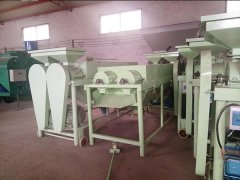  黑龙江小型水稻脱芒机家用电豆类抛光机厂家直销